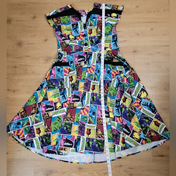 Universal Studios MONSTERS × Unique Vintage Dress - Picture 10 of 12